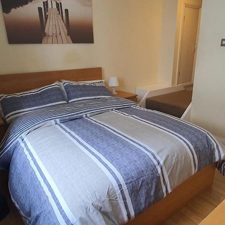 Double Room&Private Bath Near The Square Mile Londra Esterno foto
